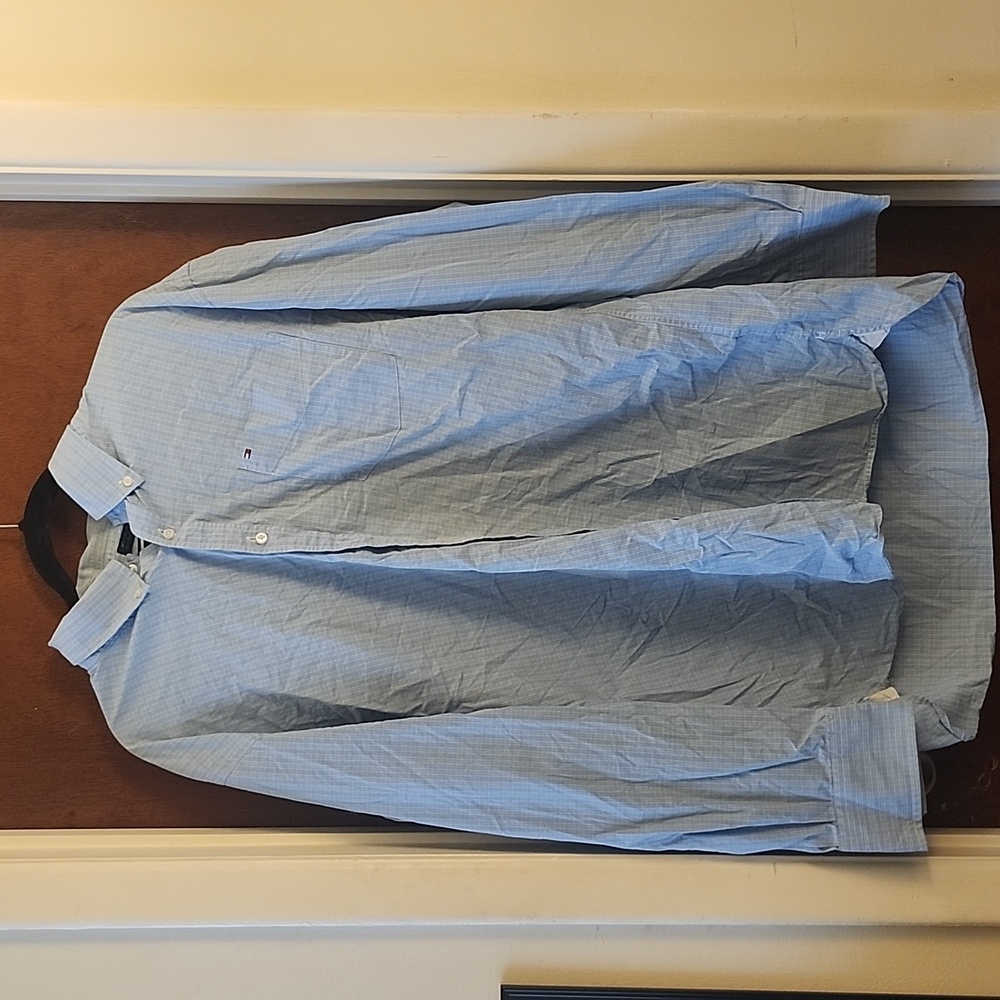 Tommy Hilfiger mens dress shirt